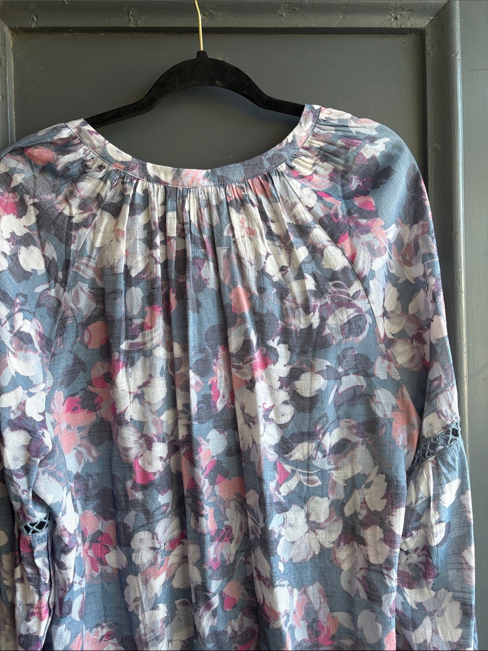 Floral V-Neck Peasant Blouse in Blue and Pink - Picture 4 of 4
